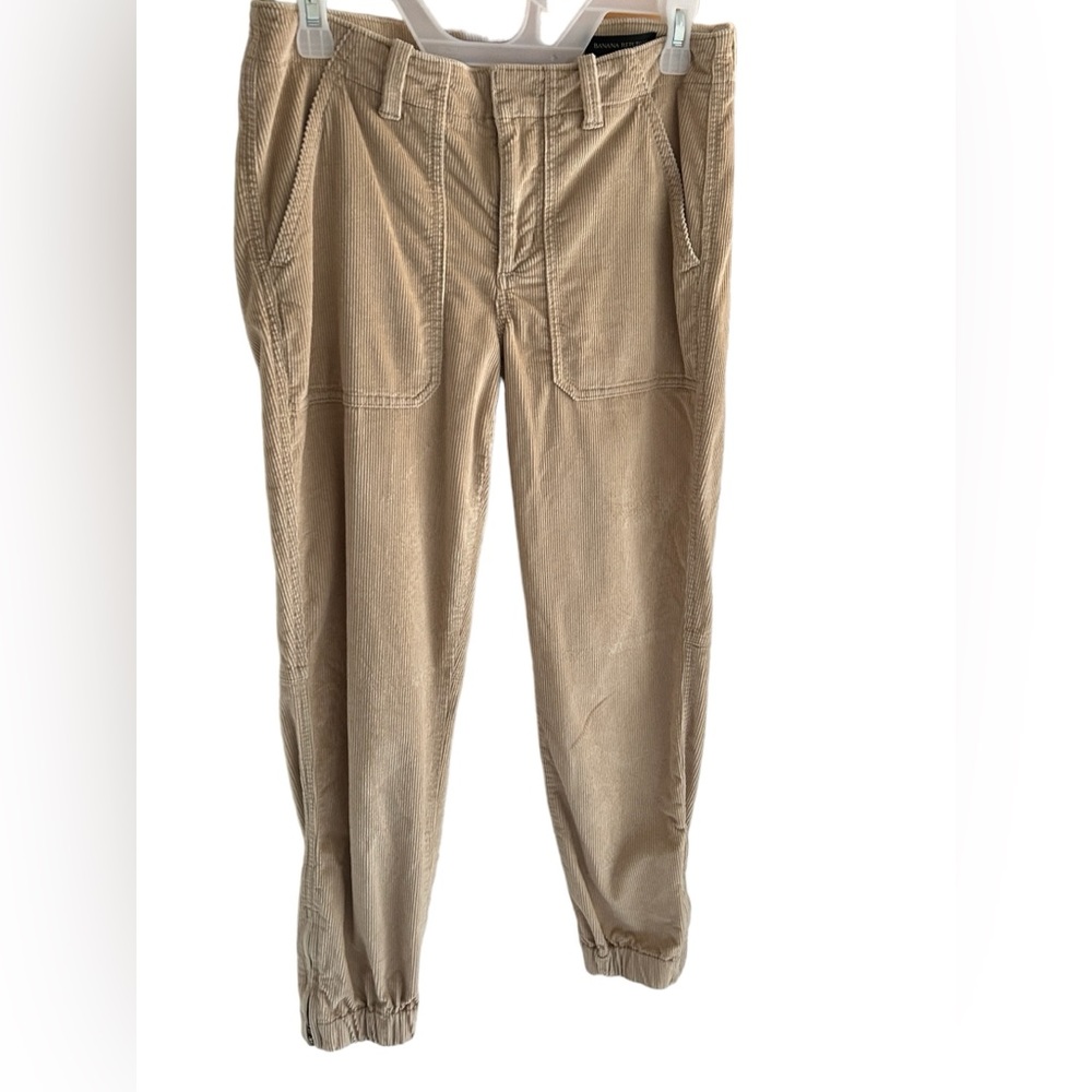 Banana Republic soft beige/tan corduroy utility/jogger pants. Cotton. Size 4. - Picture 10 of 10